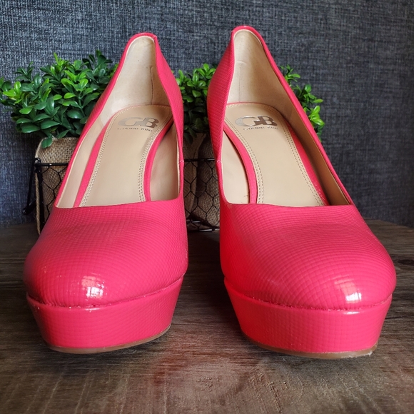 Gianni Bini | Hot Pink Platform Heels Round Toe - Picture 3 of 11